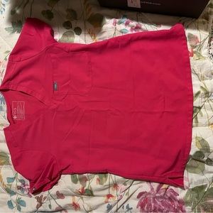 Figs xs hot pink one pocket top